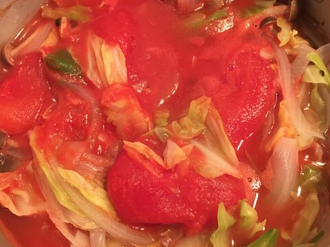 野菜ゴロゴロトマトスープ